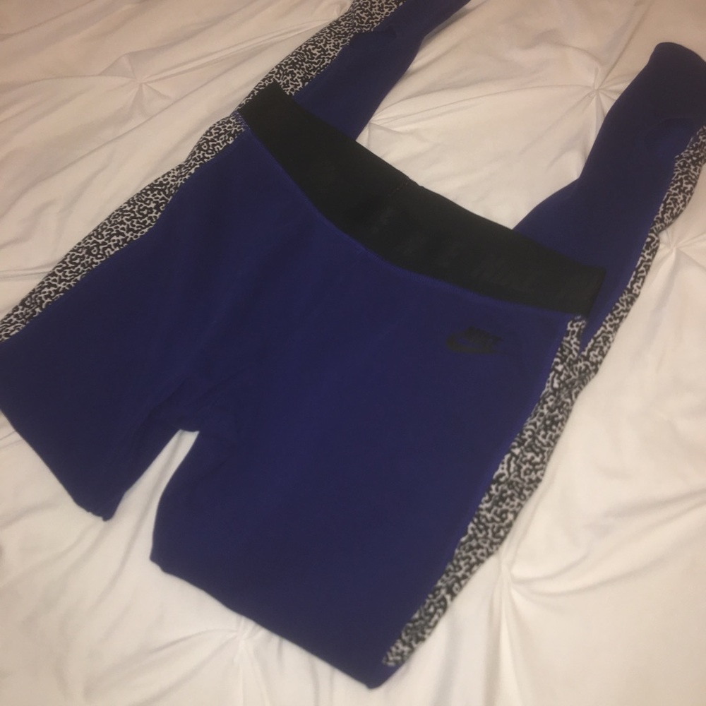 Nike workout leggings